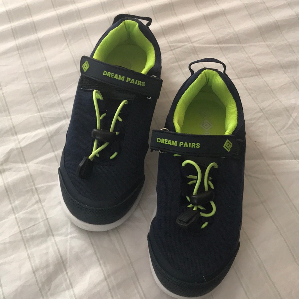 Kid sneakers size 12